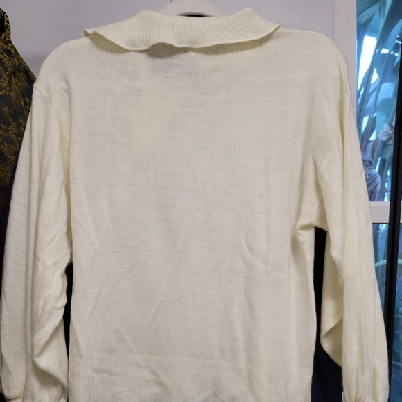 Sweater - Picture 2 of 5